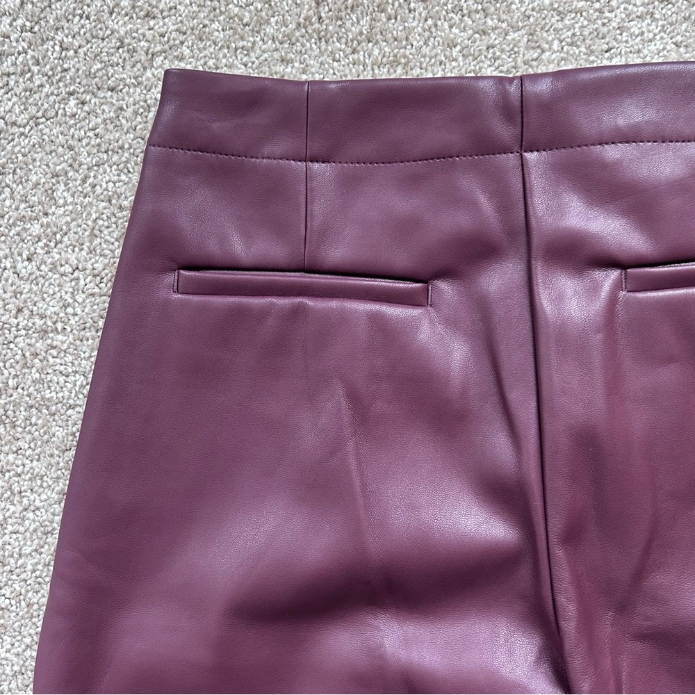 Banana Republic NWT Wide-Leg Ultra High-Rise Vegan Leather Pant Burgundy 4P - Picture 11 of 12